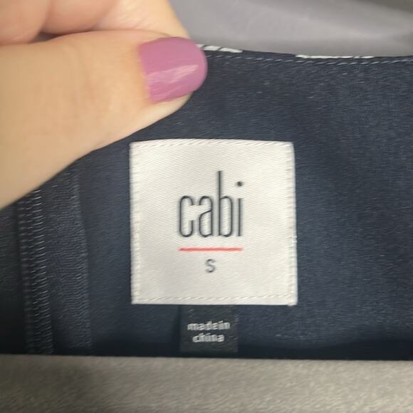 Cabi Navy Blue Flowy Blouse With Elephant Print Size Small - Picture 5 of 9